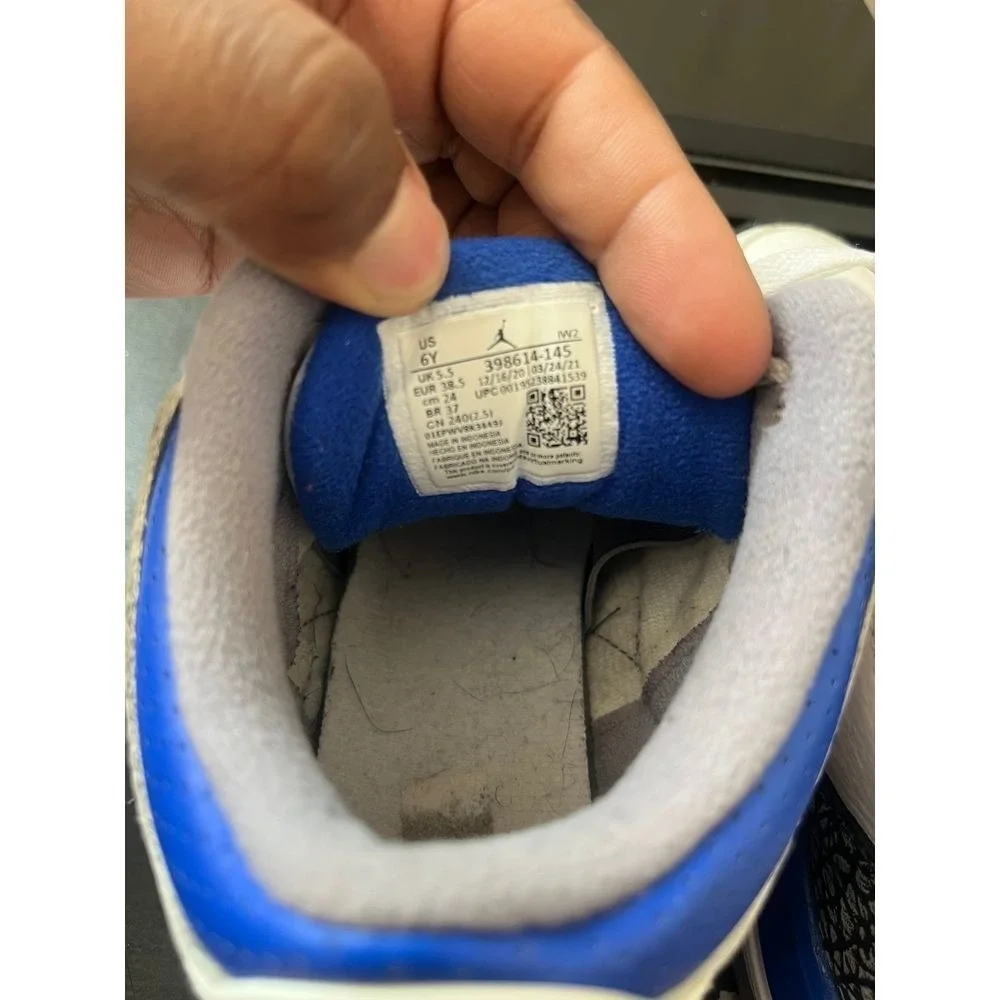 Nike Air Jordan 3 Retro GS Racer Blue 2021 Size 6Y 398614-145 White Black